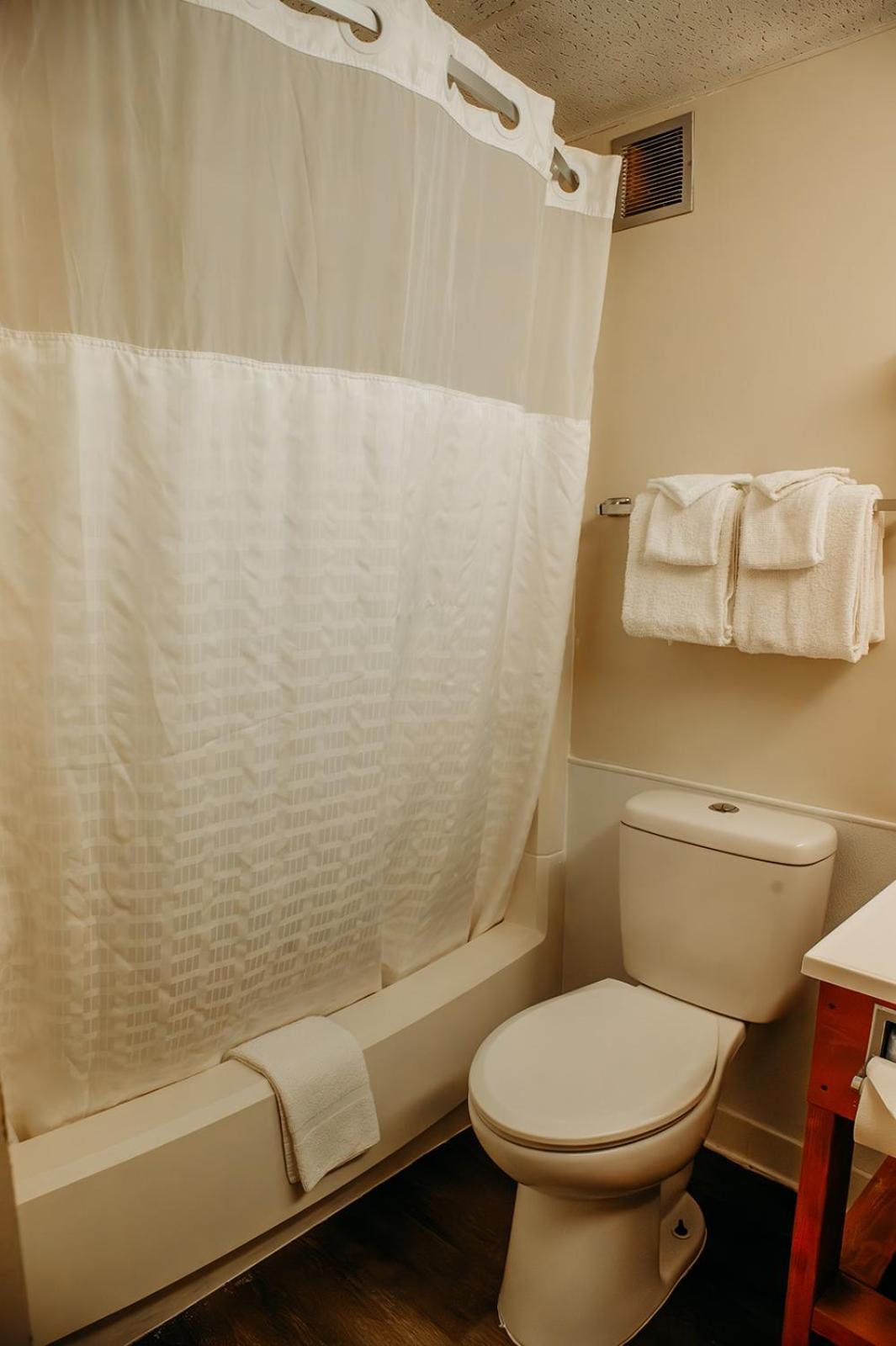 Benton Country Garden & Suites מראה חיצוני תמונה
