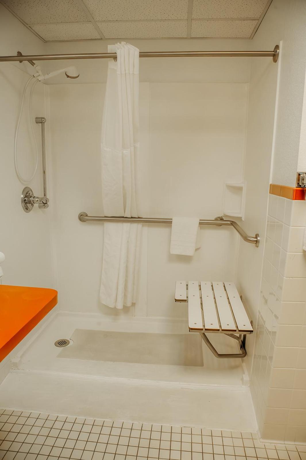 Benton Country Garden & Suites מראה חיצוני תמונה