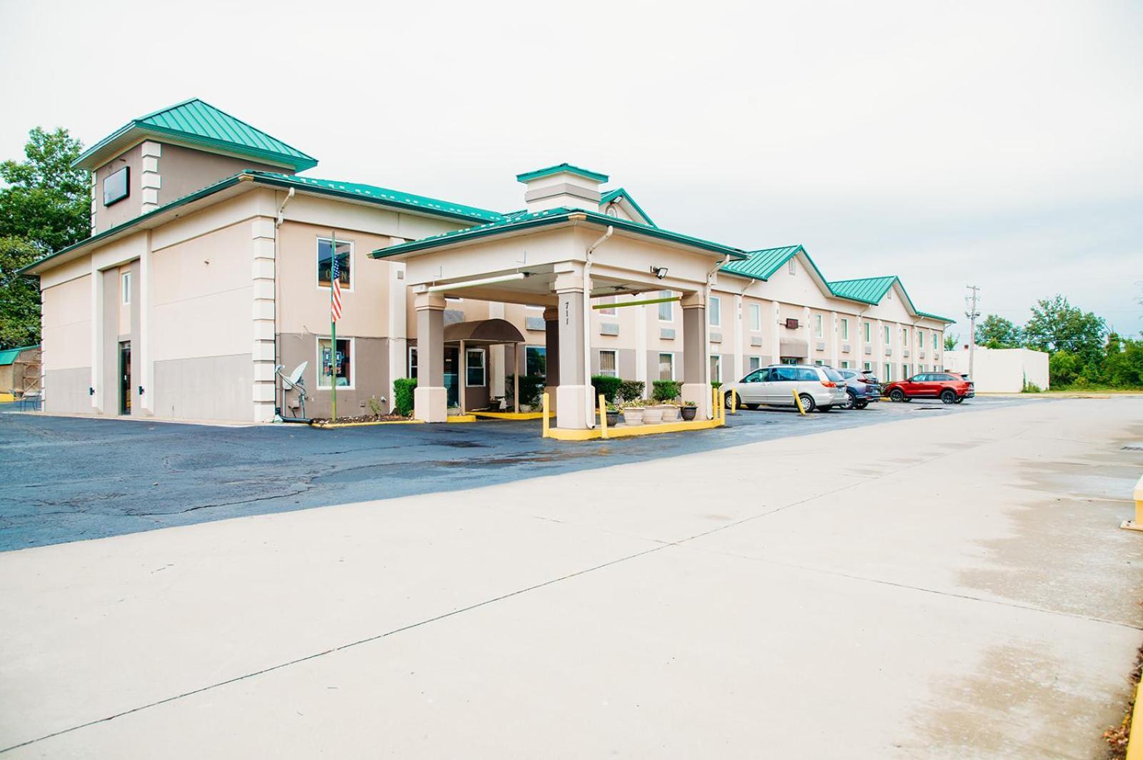 Benton Country Garden & Suites מראה חיצוני תמונה